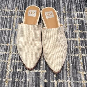 Dolce Vita Women's Cream Textured Mules